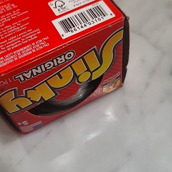 Original Slinky, Walking Spring Toy - Picture 6 of 9